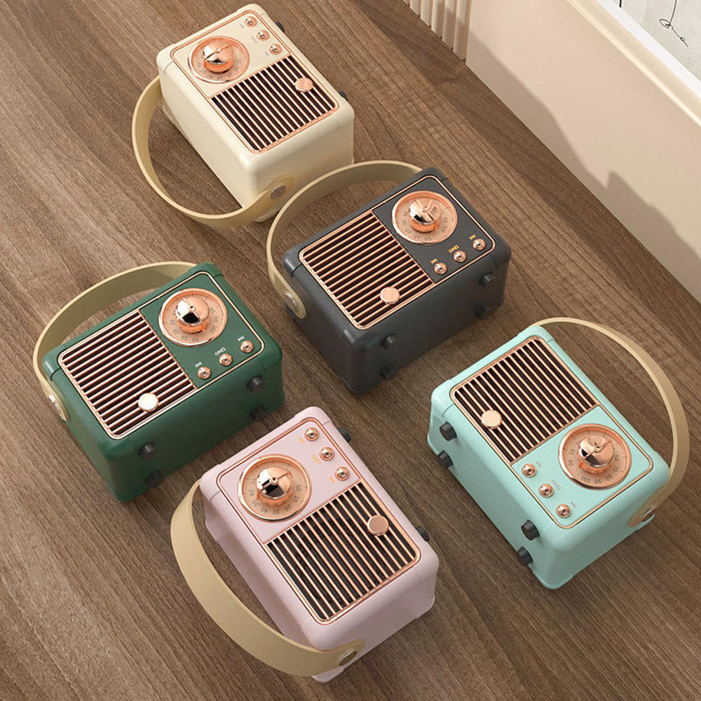 Mini Retro Bluetooth Speaker | Build a Gift Box